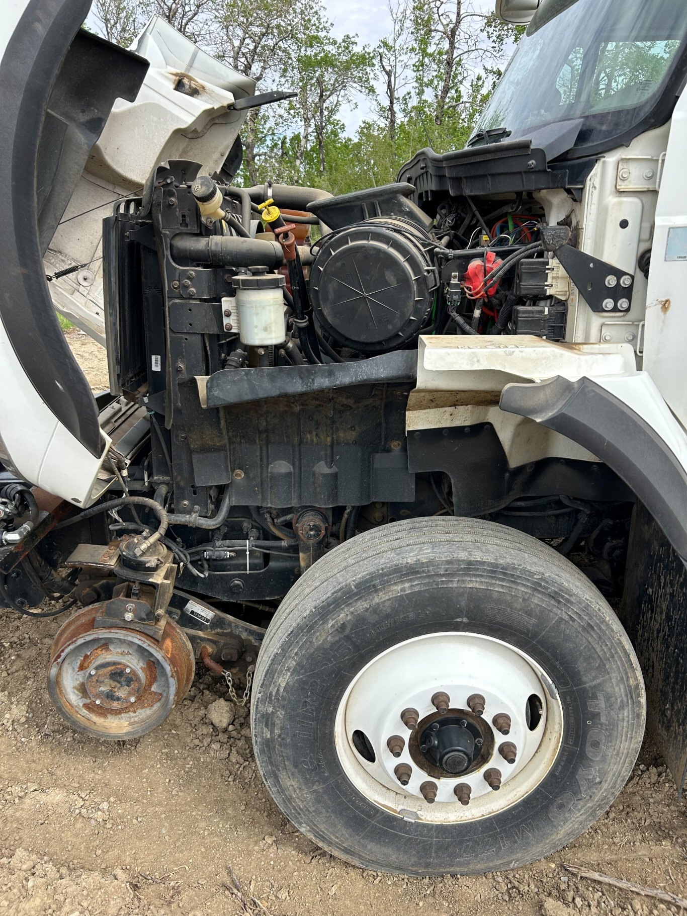 2013 International 7400 Hi Rail Spray Truck