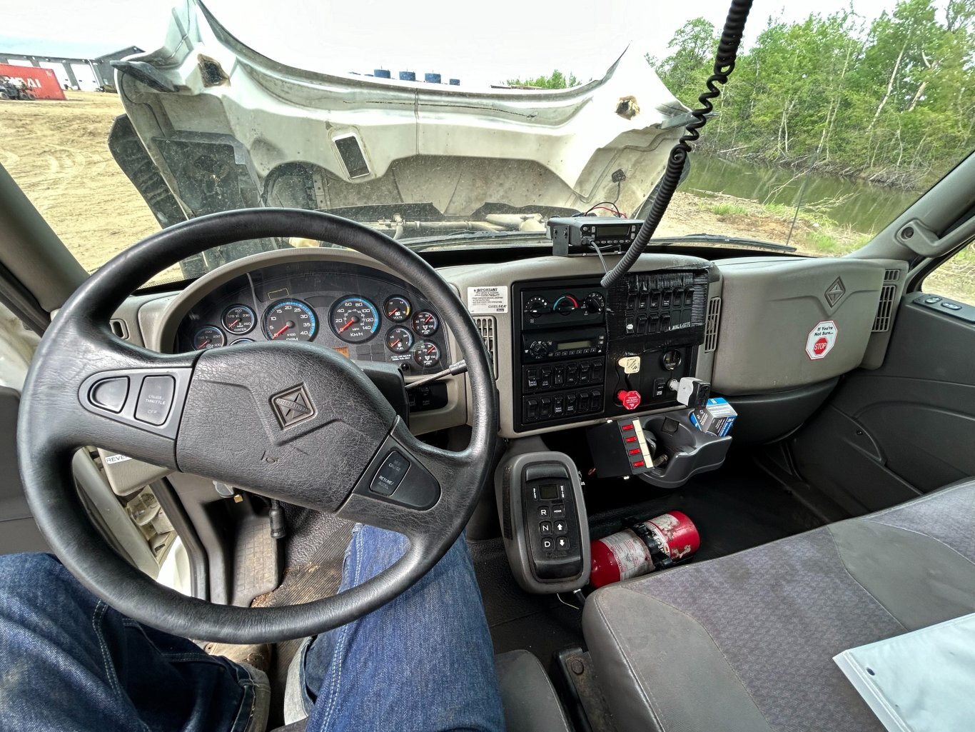 2013 International 7400 Hi Rail Spray Truck