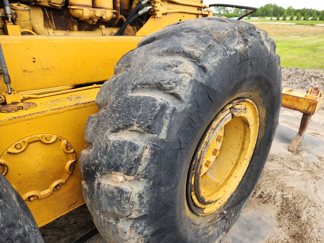 1965 Caterpillar 16 Motor Grader