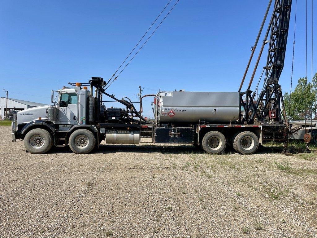 2004 Kenworth T800 8x4 54 Ft Flushby Rig