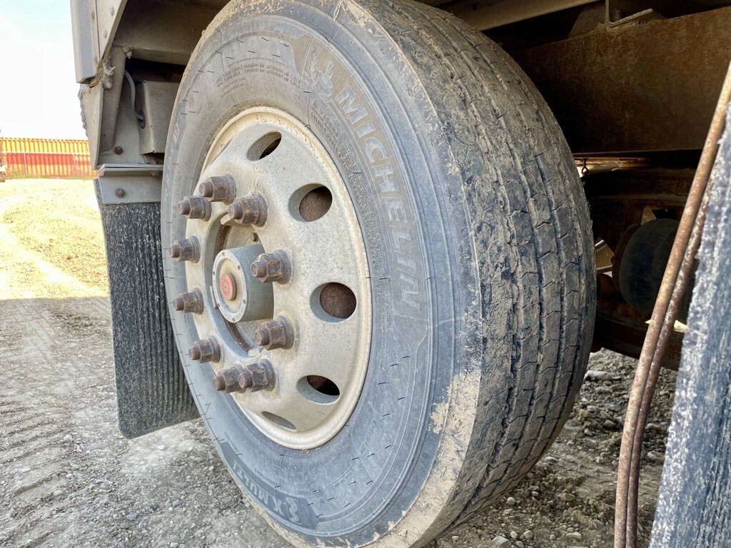 2008 Merritt Aluminum Cattle Liner Pot Trailer