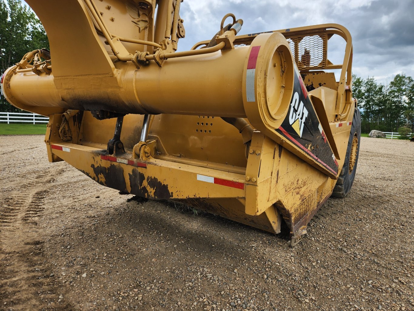 1980 Caterpillar 627B Scraper