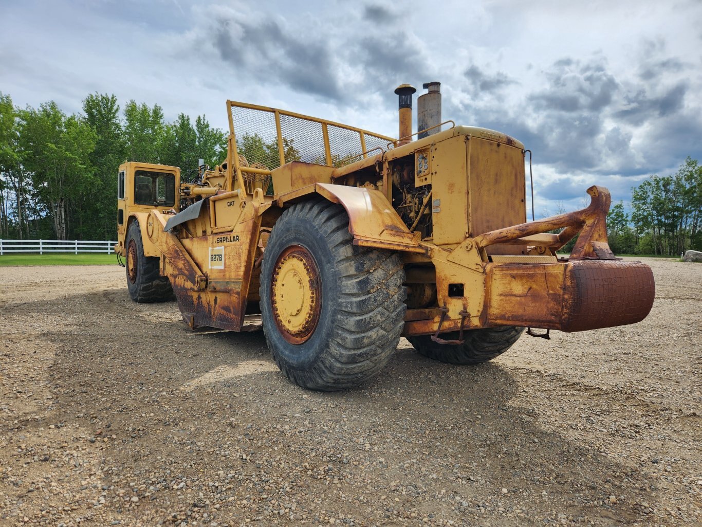 1974 Caterpillar 627B Scraper