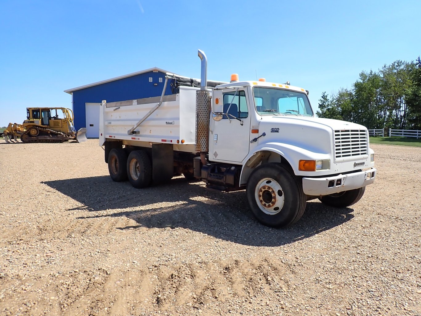 1998 International 4900 Dump Truck