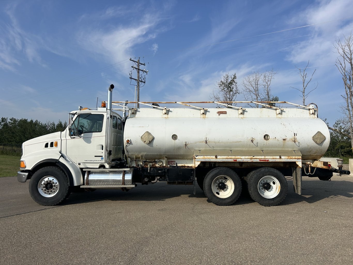 2001 Sterling T/A Water Truck