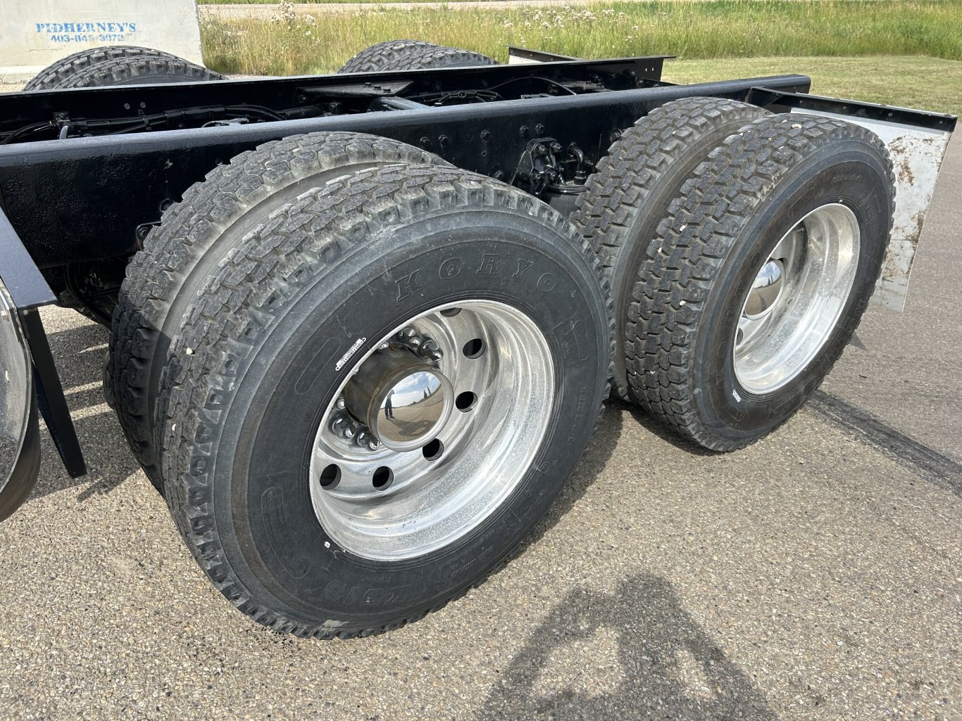 2013 Kenworth T800 T/A Cab and Chassis