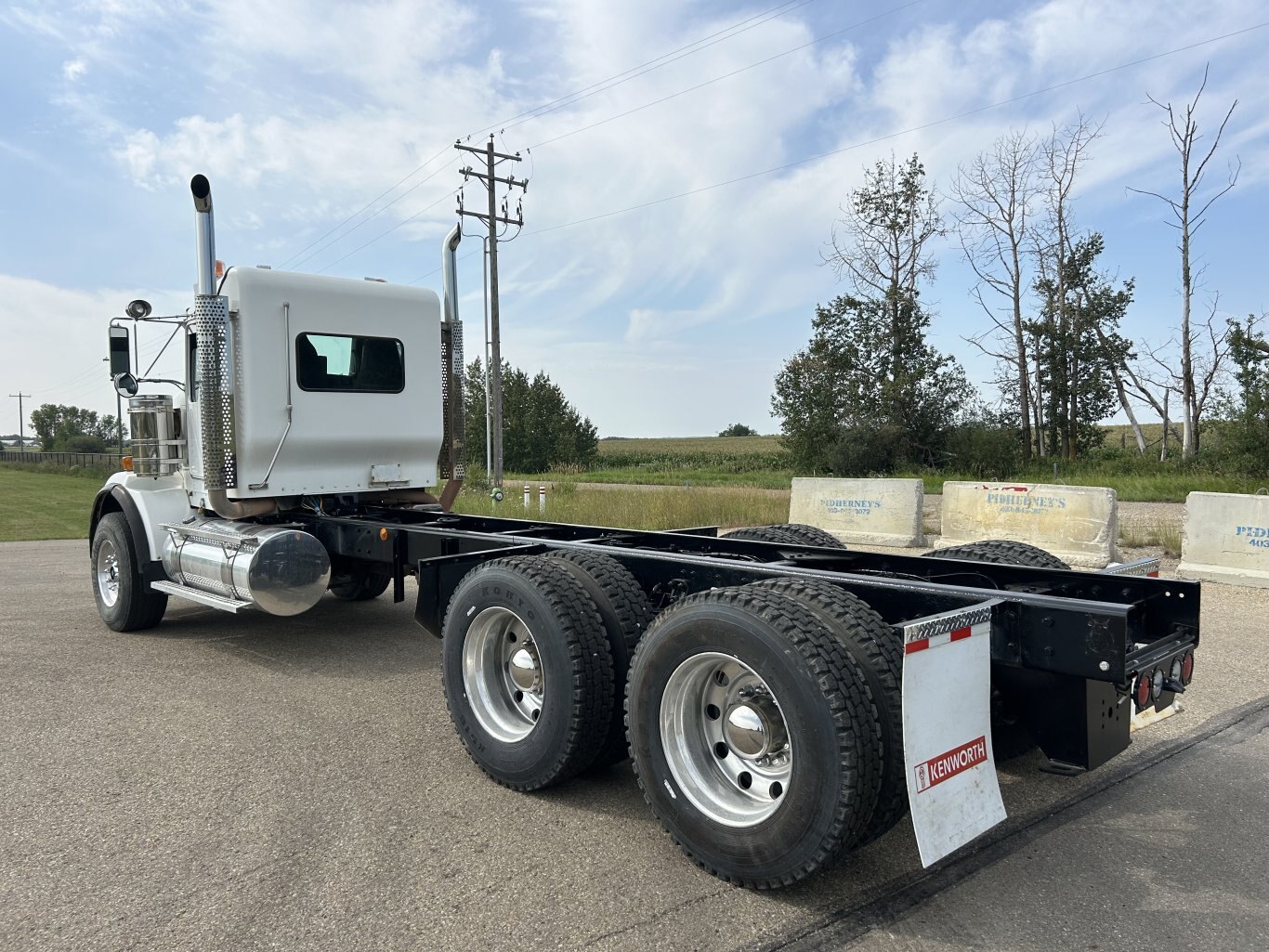 2013 Kenworth T800 T/A Cab and Chassis