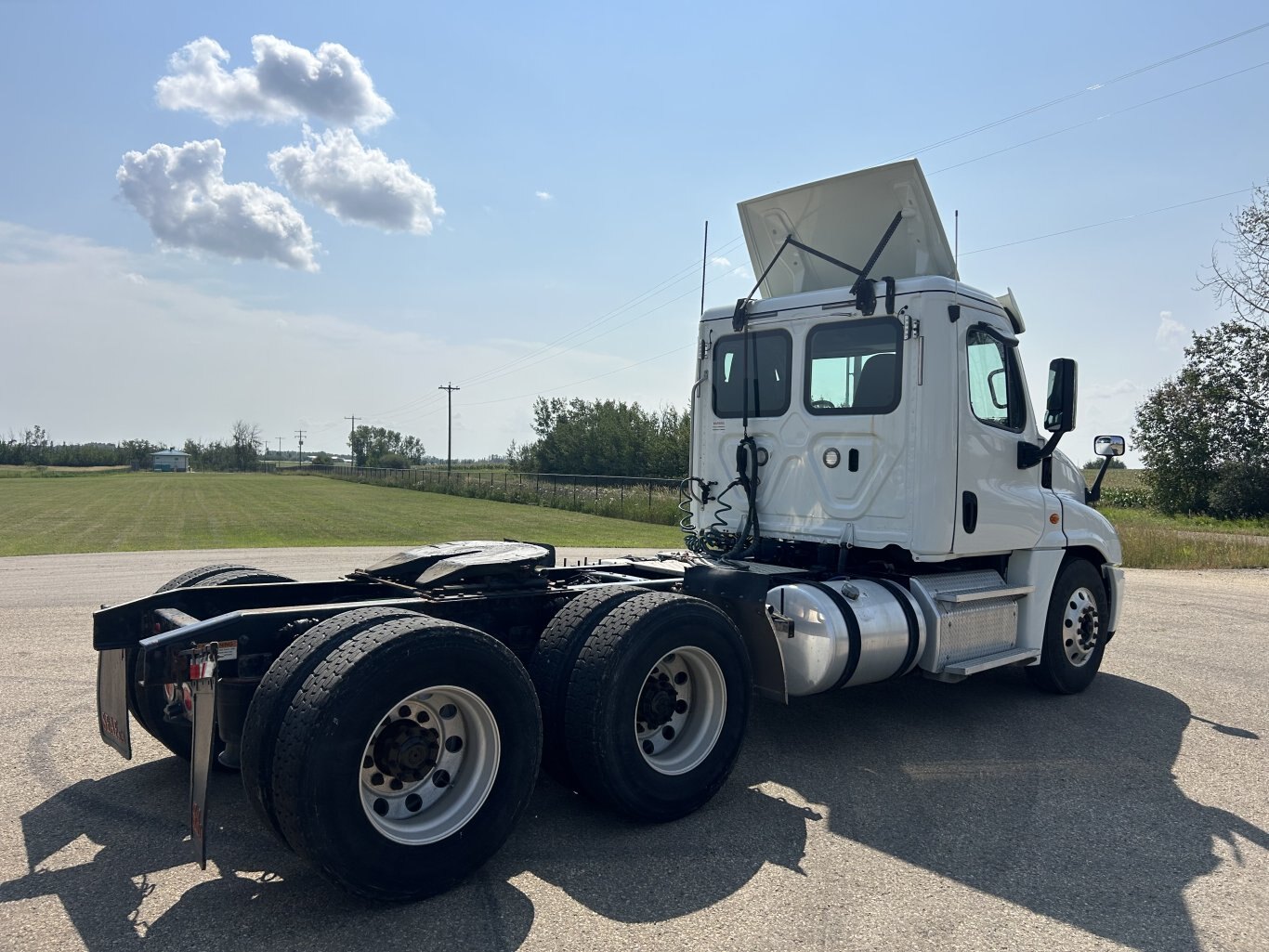 2018 Freightliner Cascadia T/A Truck Tractor