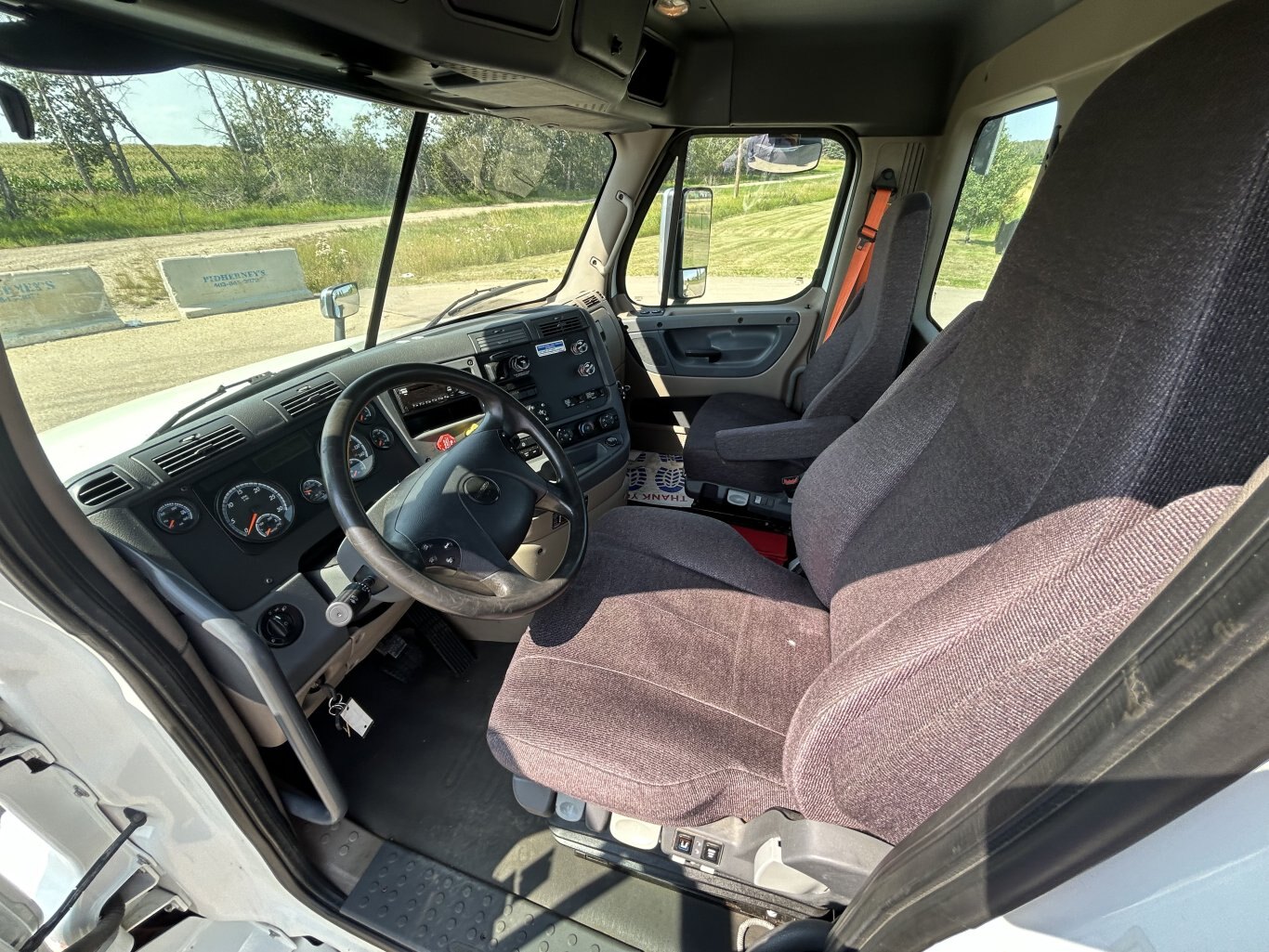 2018 Freightliner Cascadia T/A Truck Tractor