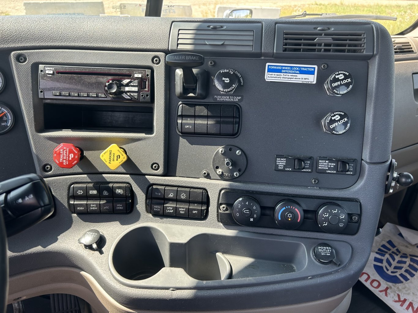 2018 Freightliner Cascadia T/A Truck Tractor