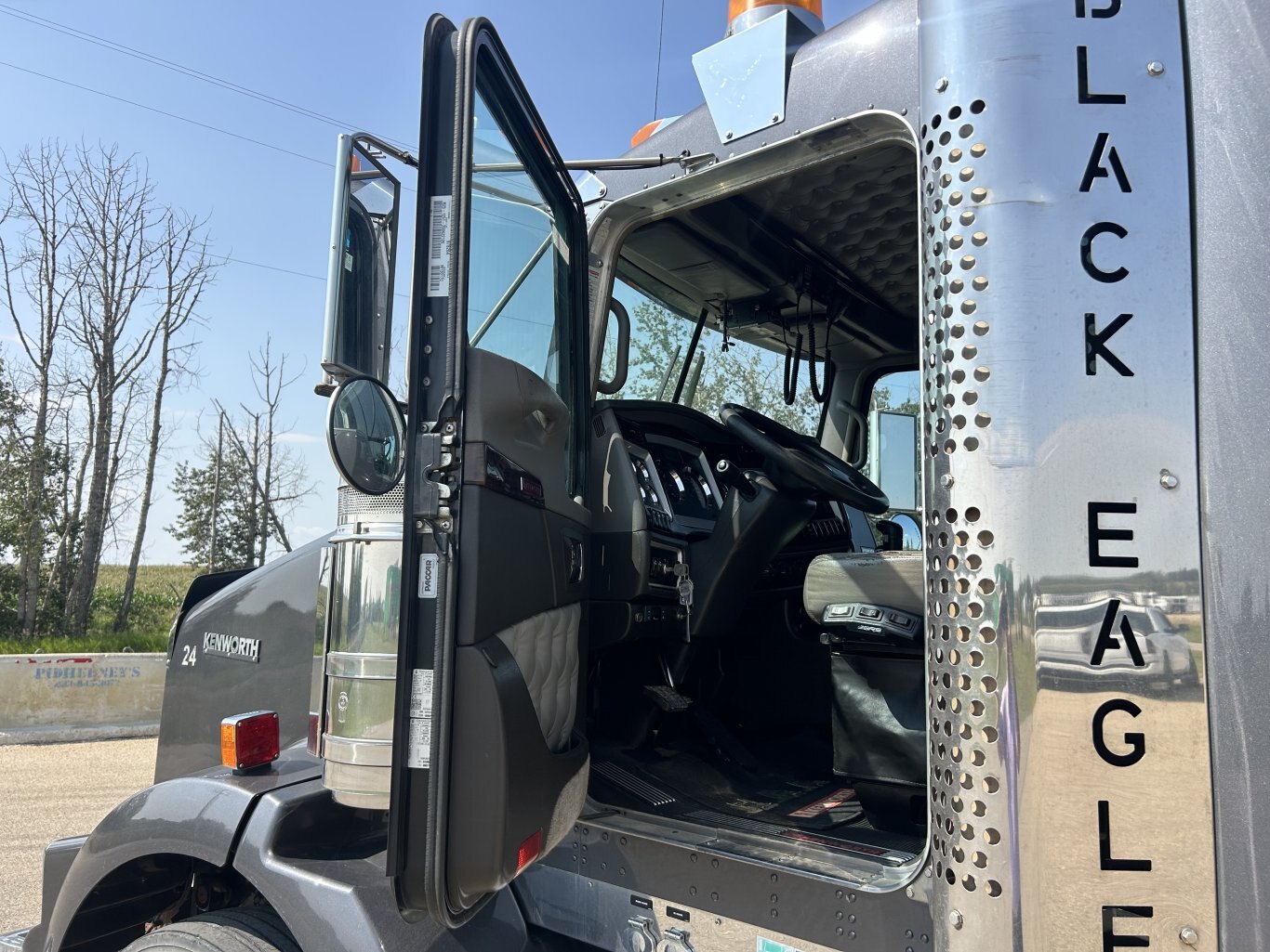 2016 Kenworth T800 T/A Truck Tractor