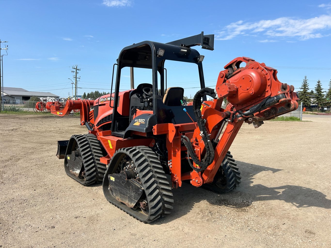 2018 Ditch Witch RT120 Quad track plow