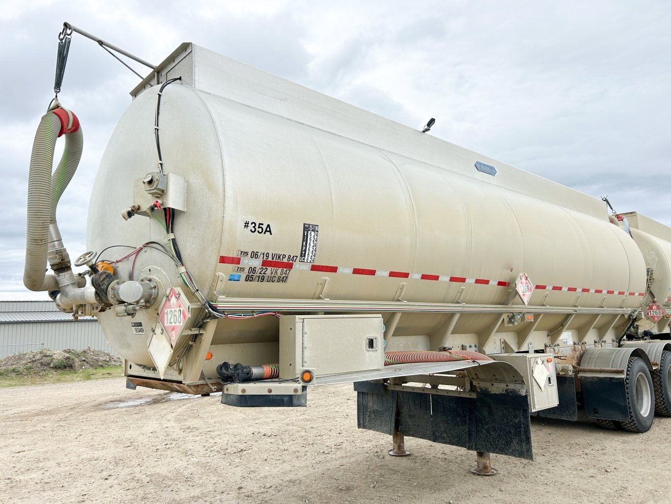 2014 Advance TC407 Aluminum Super B Tank Trailers