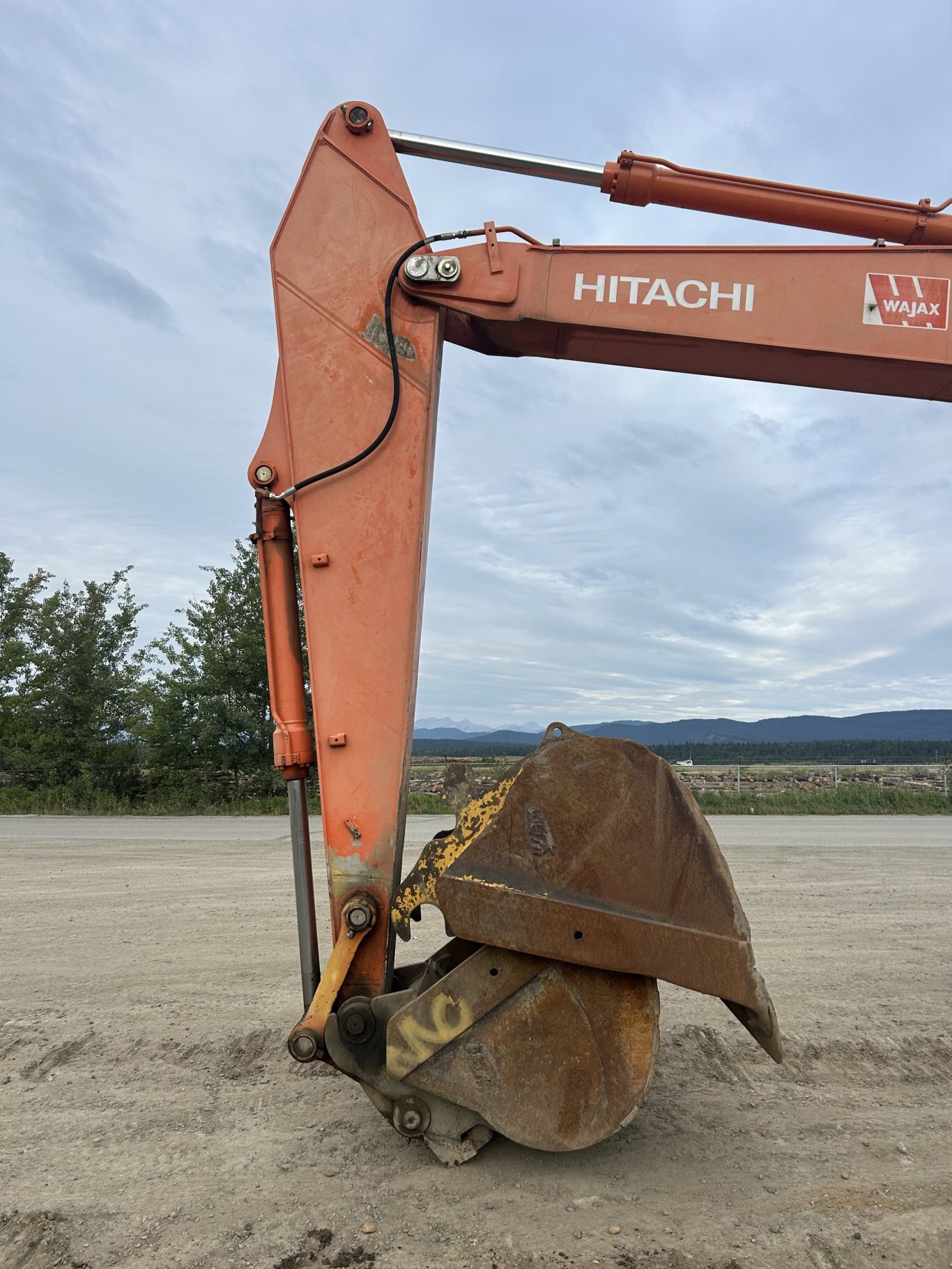 2006 Hitachi ZX230LC Excavator