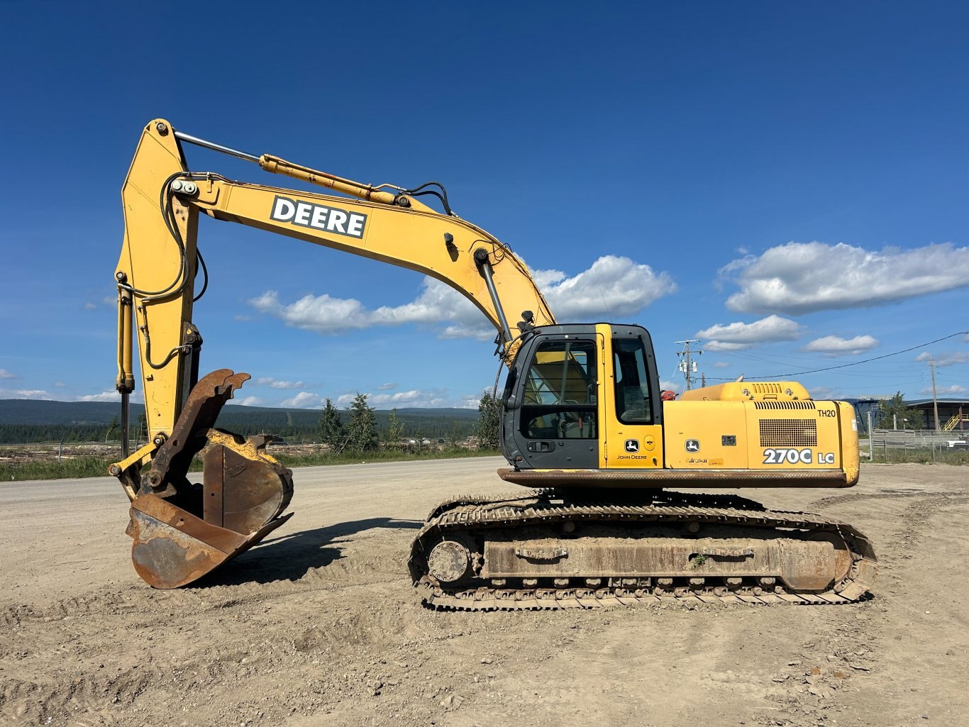 2005 John Deere 270C LC Excavator w/ Thumb