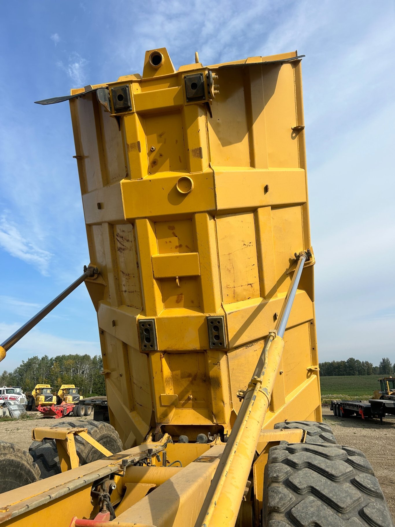 2007 John Deere 300D Articulating Dump Truck