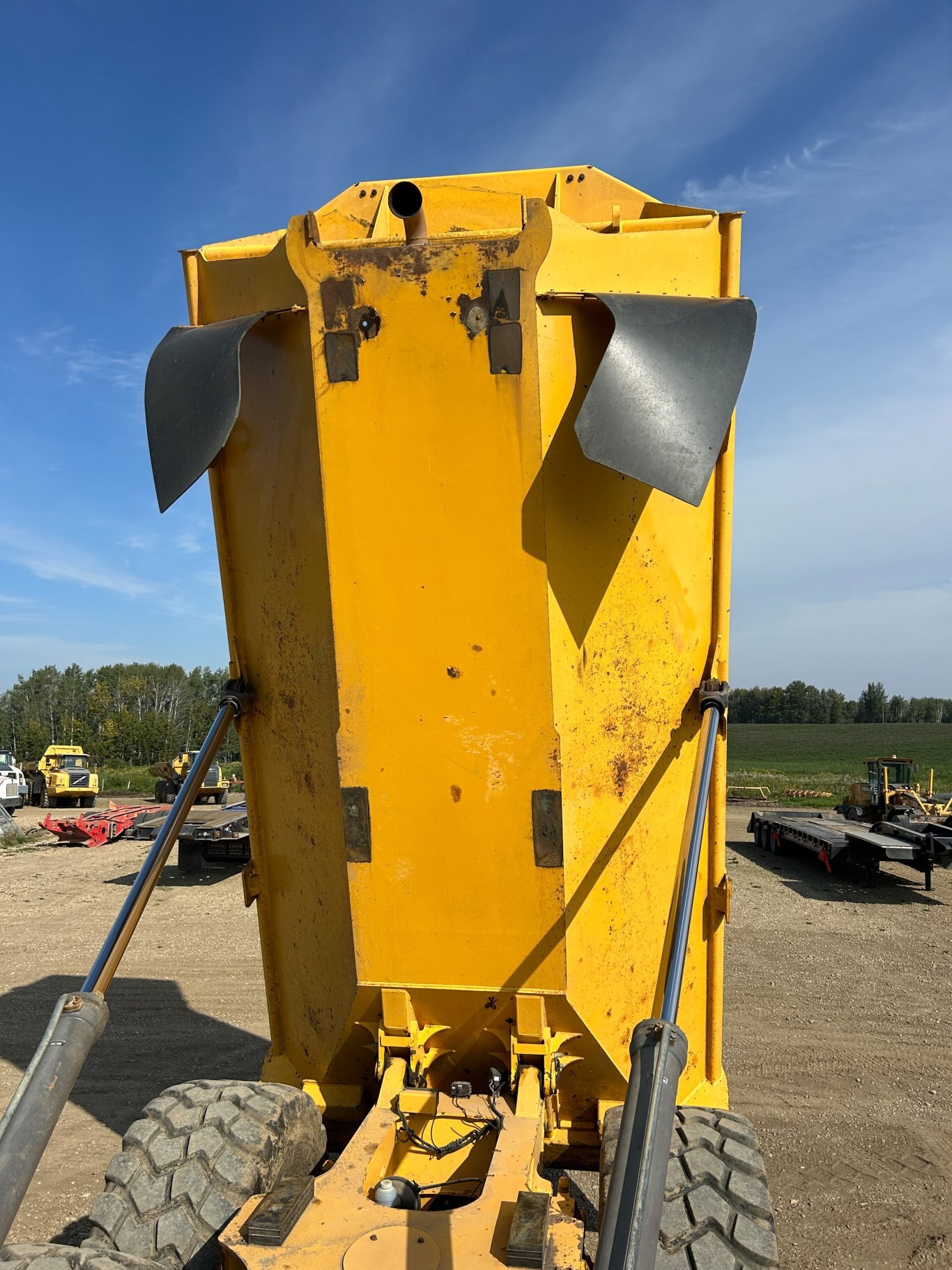 2005 Volvo A30D Articulating Dump Truck