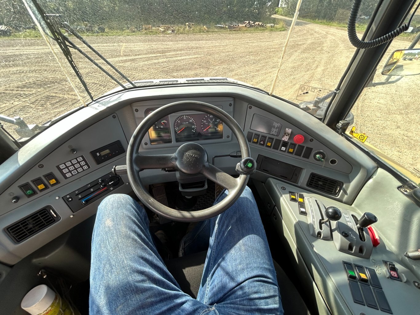 2005 Volvo A30D Articulating Dump Truck