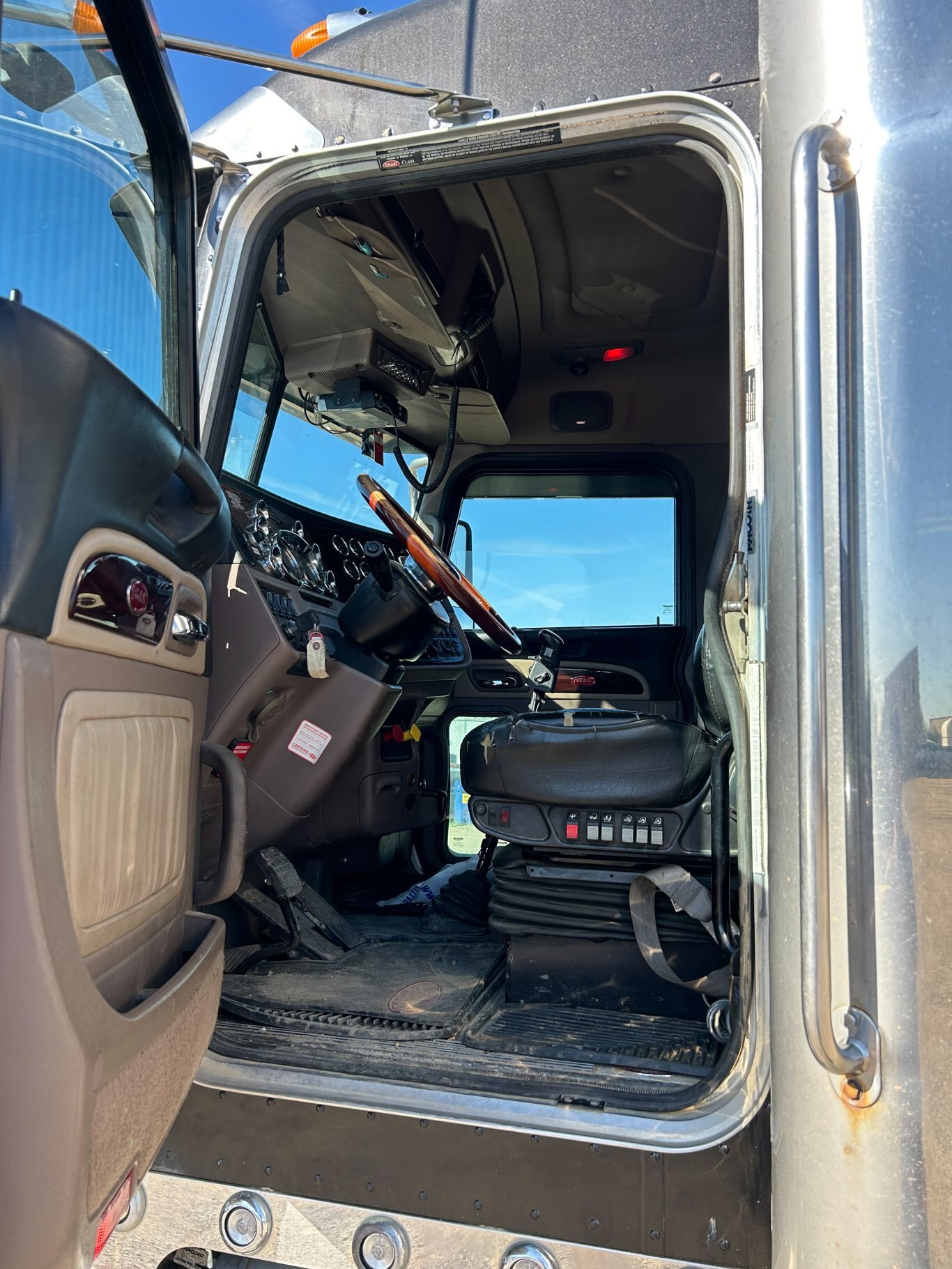 2018 Peterbilt 389 T/A Truck Tractor