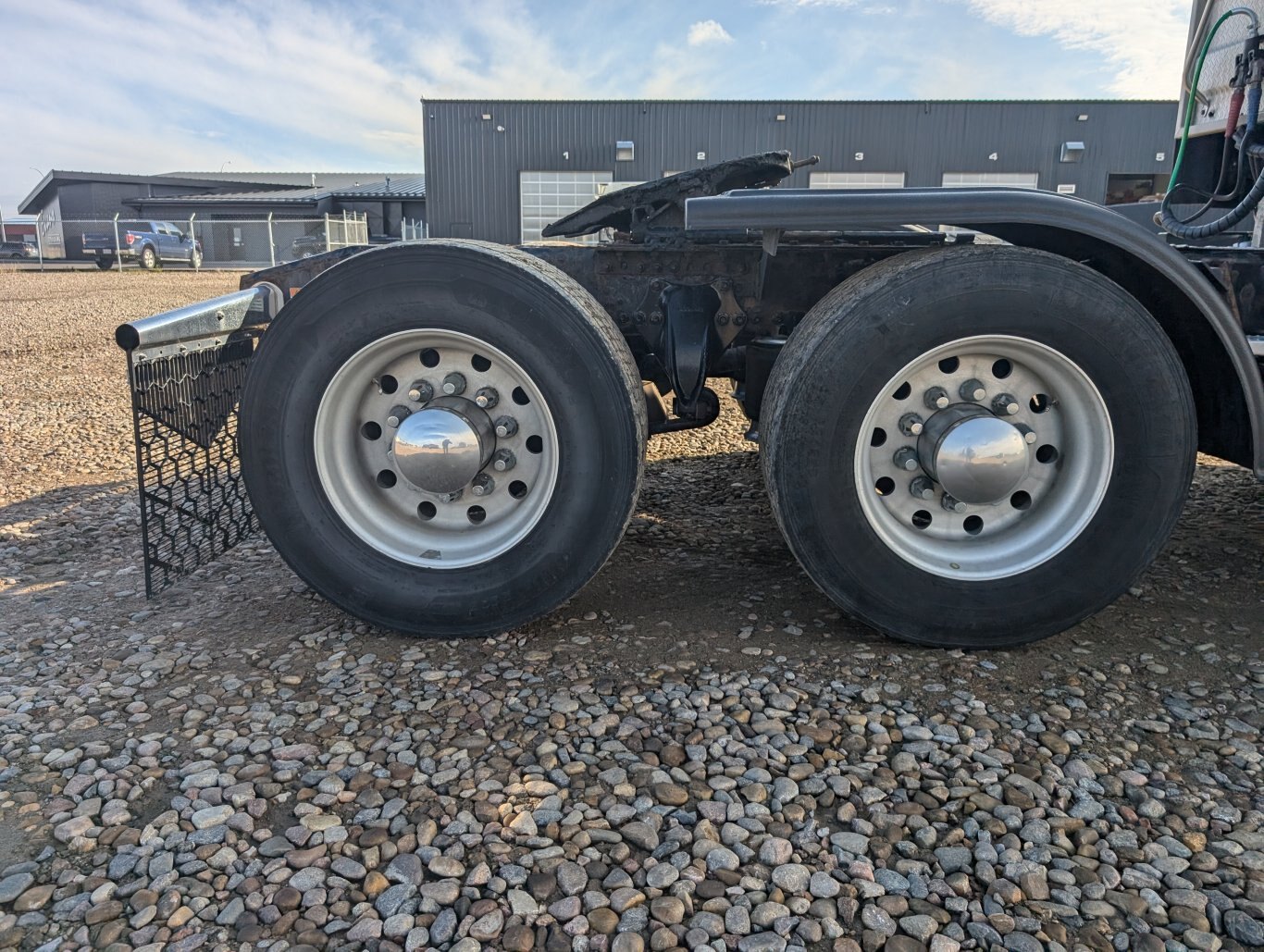 2017 Freightliner Cascadia 125 T/A Sleeper Truck Tractor