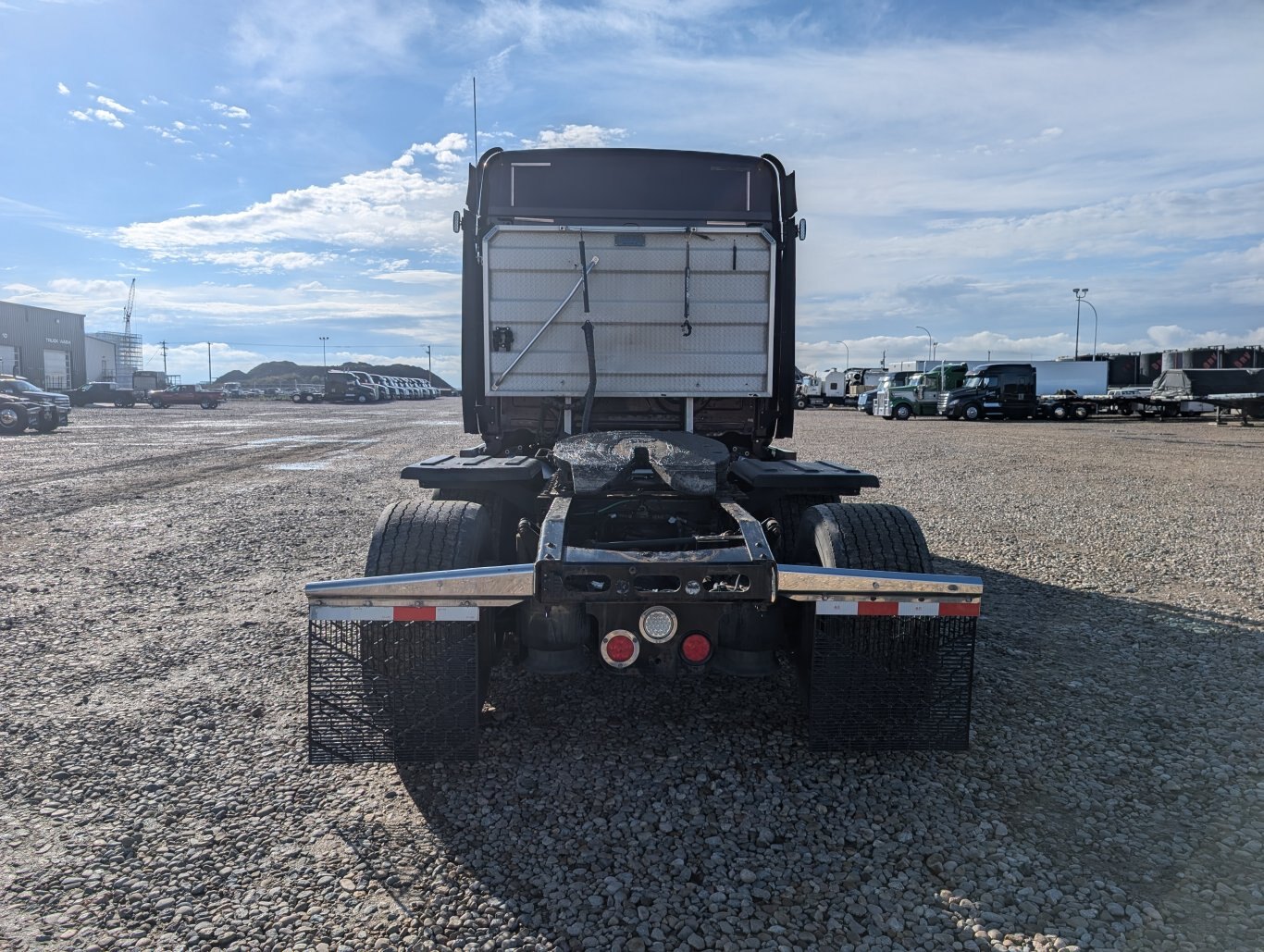 2017 Freightliner Cascadia 125 T/A Sleeper Truck Tractor