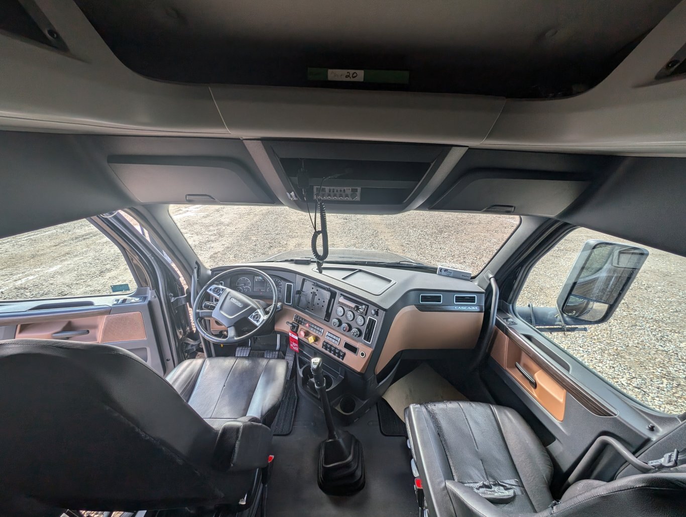 2019 Freightliner Cascadia 125 T/A Sleeper Truck Tractor