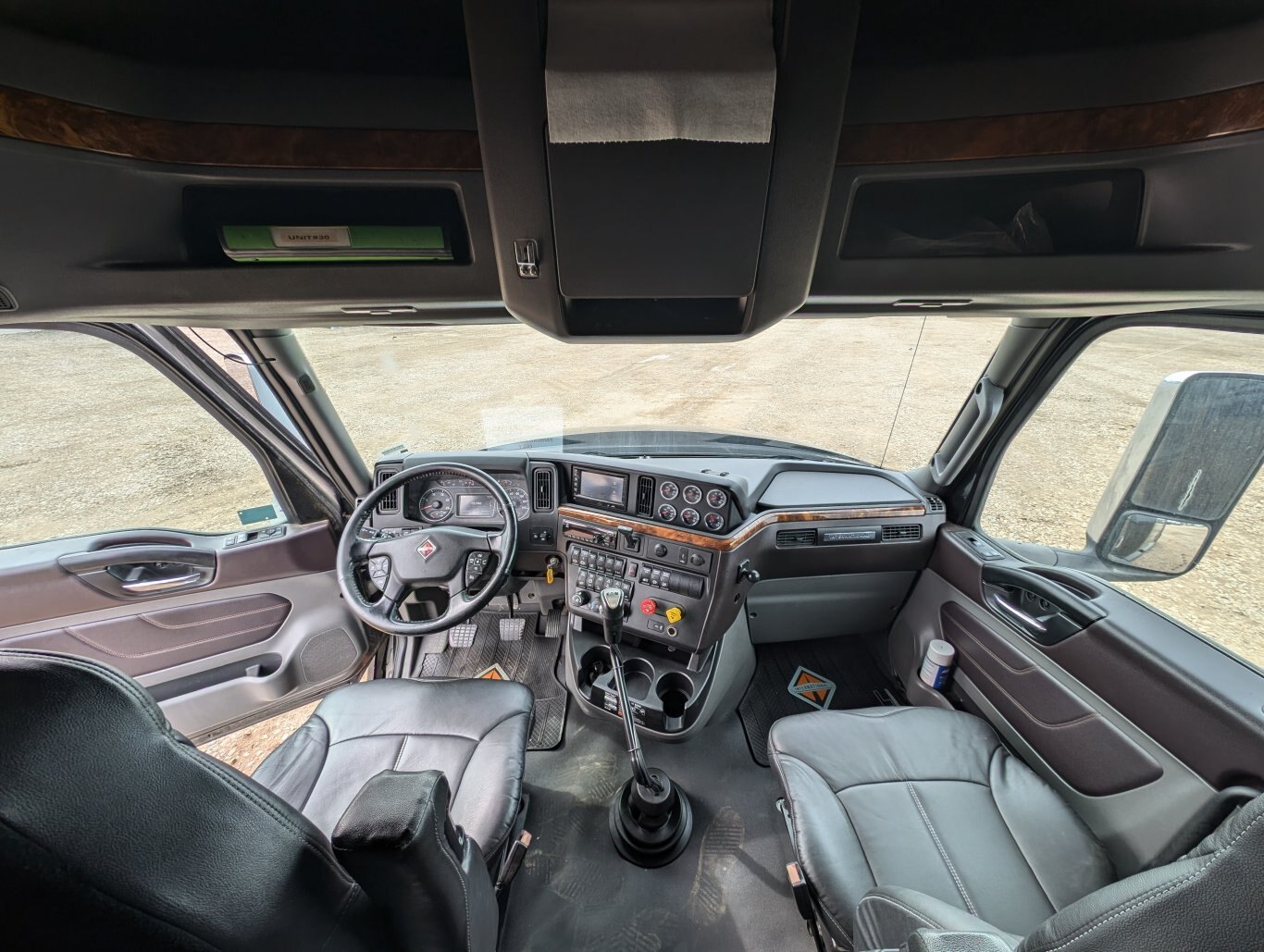 2019 International LT62F T/A Sleeper Truck Tractor