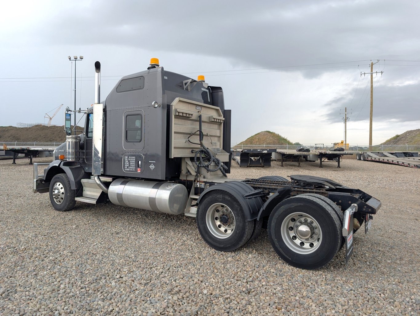 2019 Kenworth T800 Glider T/A Sleeper Truck Tractor