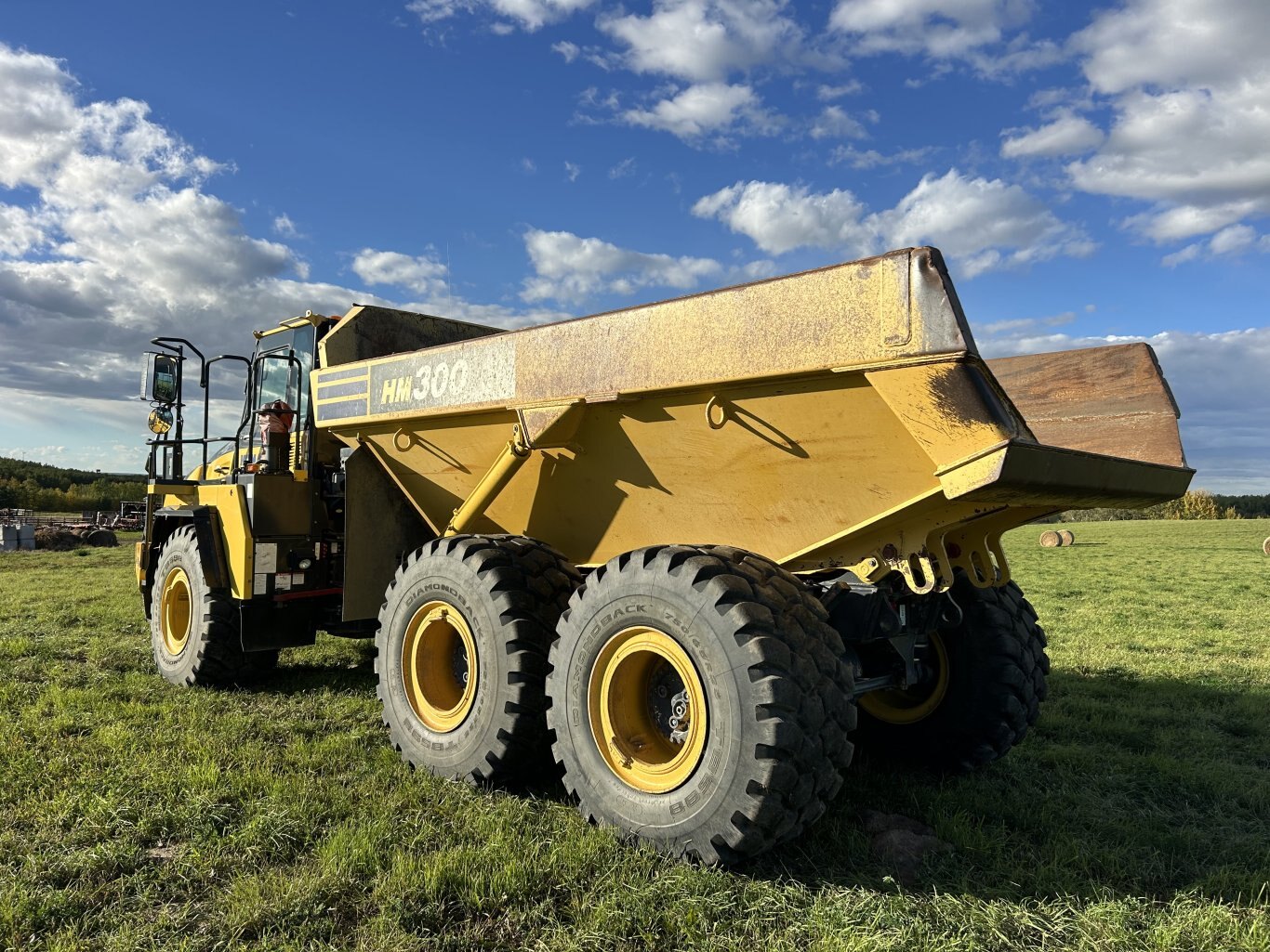 2014 Komatsu HM300 5 Articulating Dump Truck