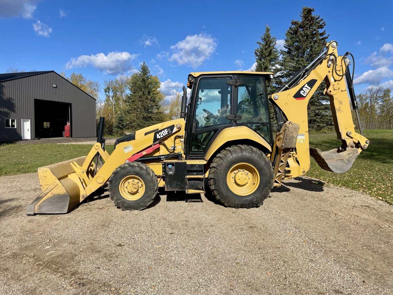 2015 Caterpillar 420F2 Backhoe Loader