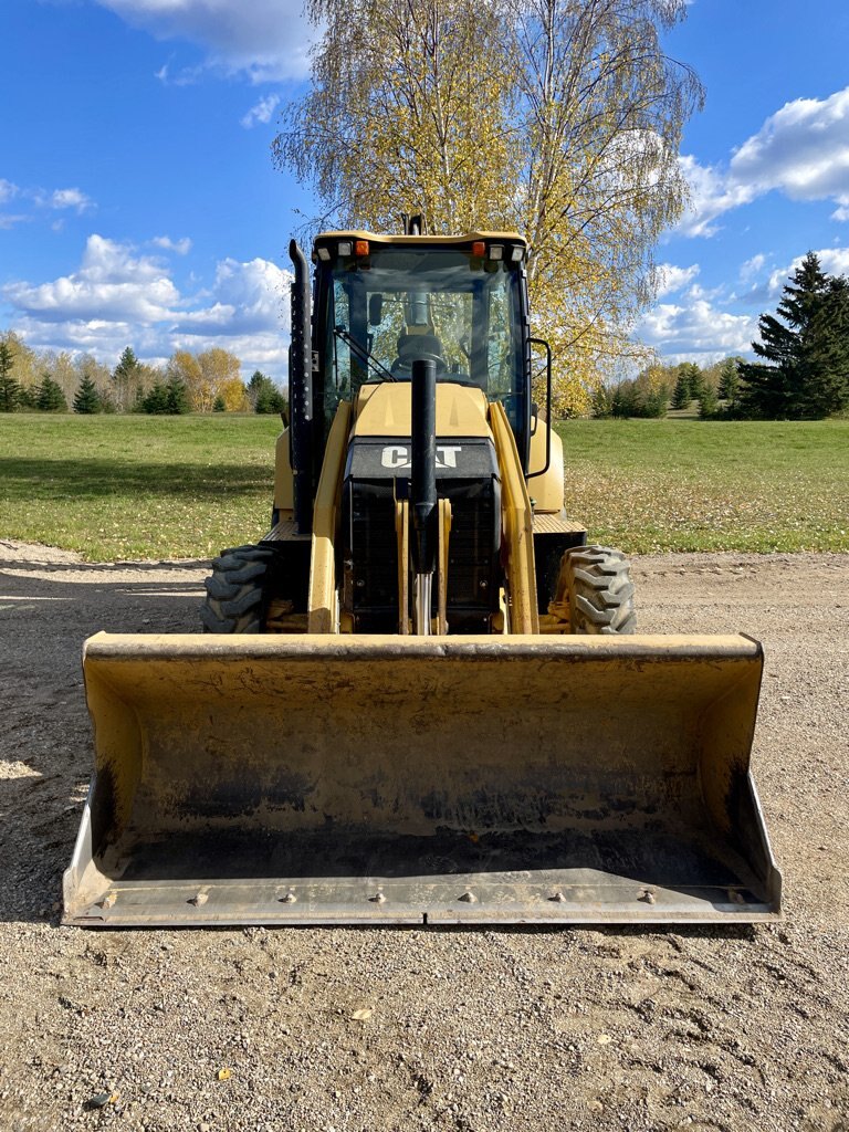 2015 Caterpillar 420F2 Backhoe Loader