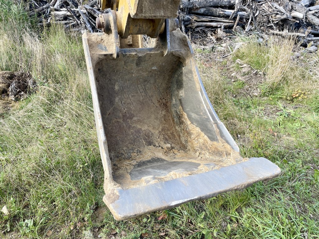 2015 Caterpillar 420F2 Backhoe Loader