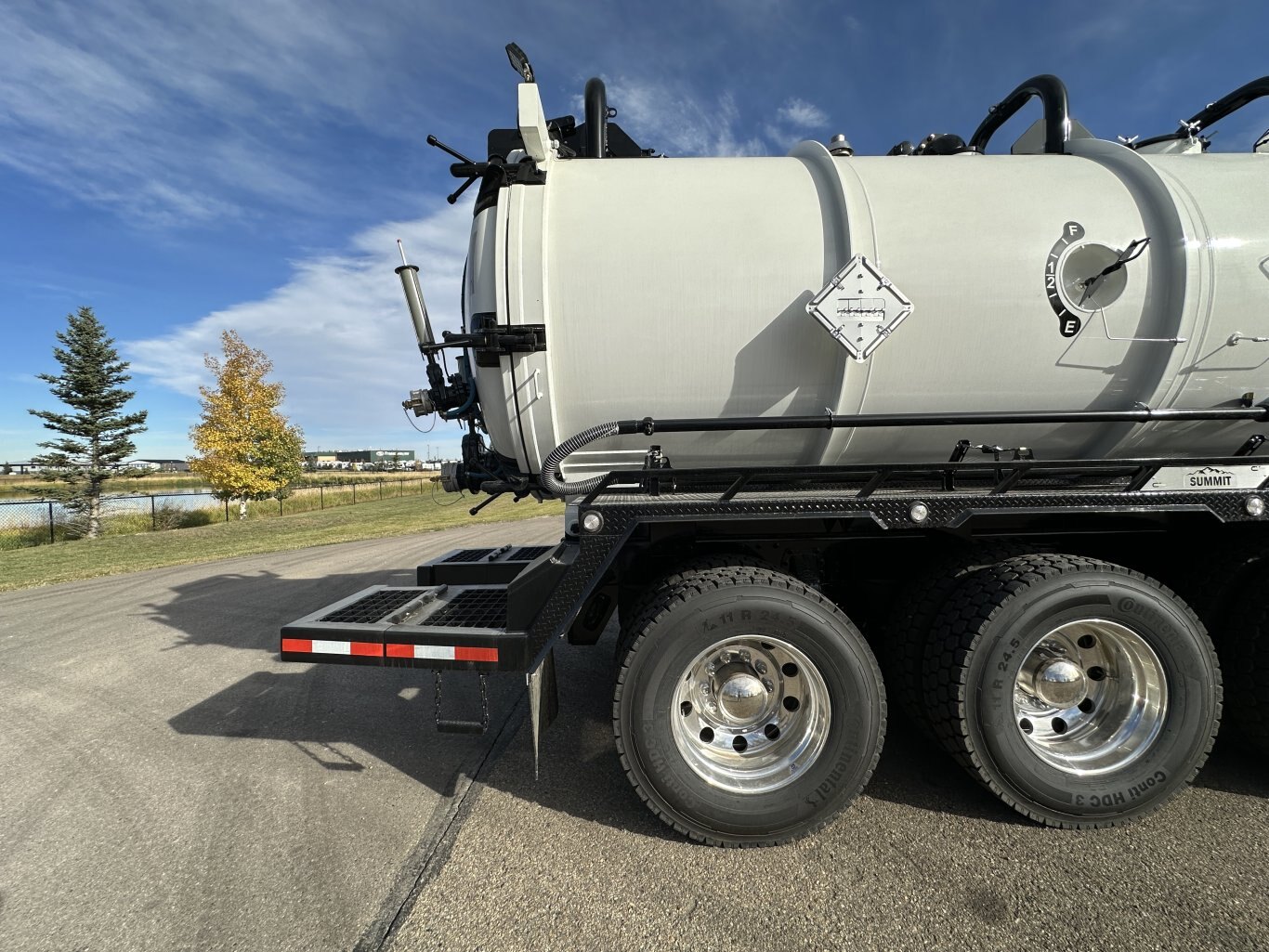 2025 Peterbilt 567 Custom Vac Combo Vac