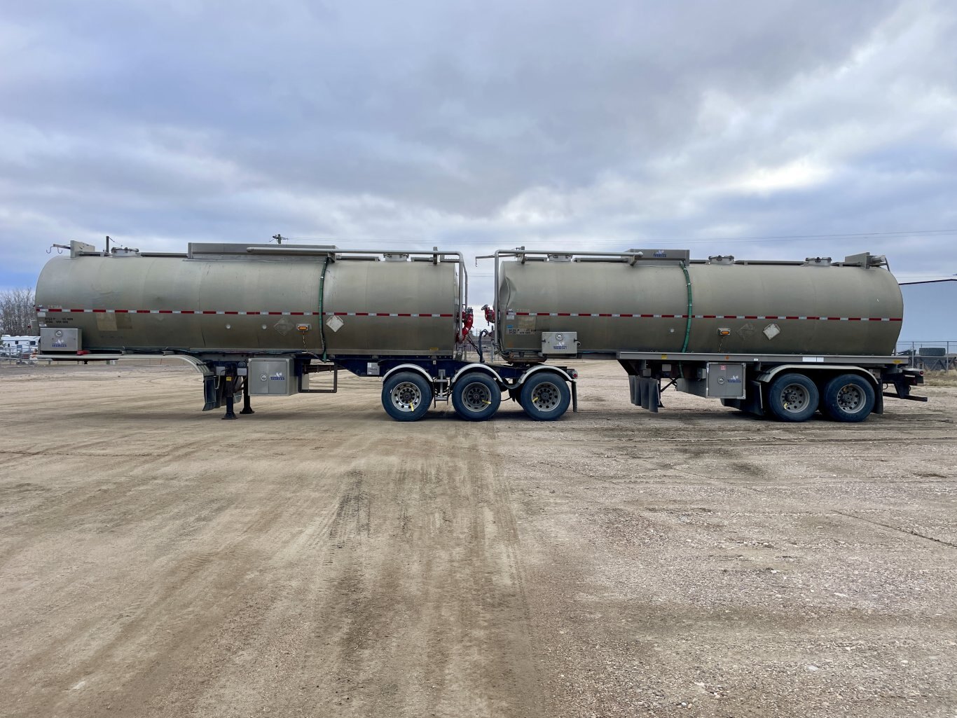 2013 Tremcar TC 407 Aluminum Super B Train Tank Trailer