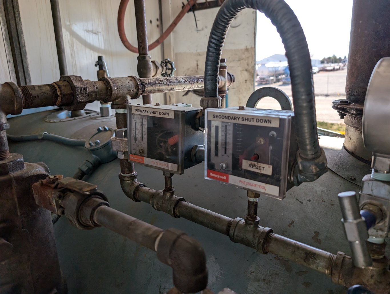 1997 GMC T6500 Cabover S/A Boiler/Steam Truck