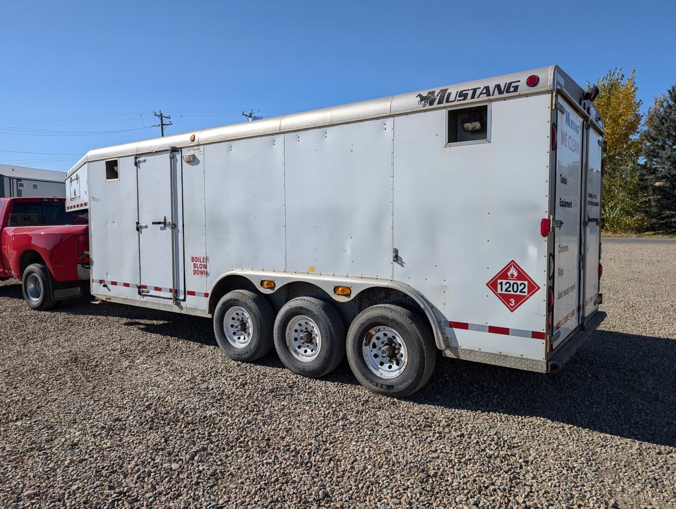 2016 Ram 3500 Dually w/ 2005 Mustang Tri/axle Gooseneck Boiler/Steam Trailer