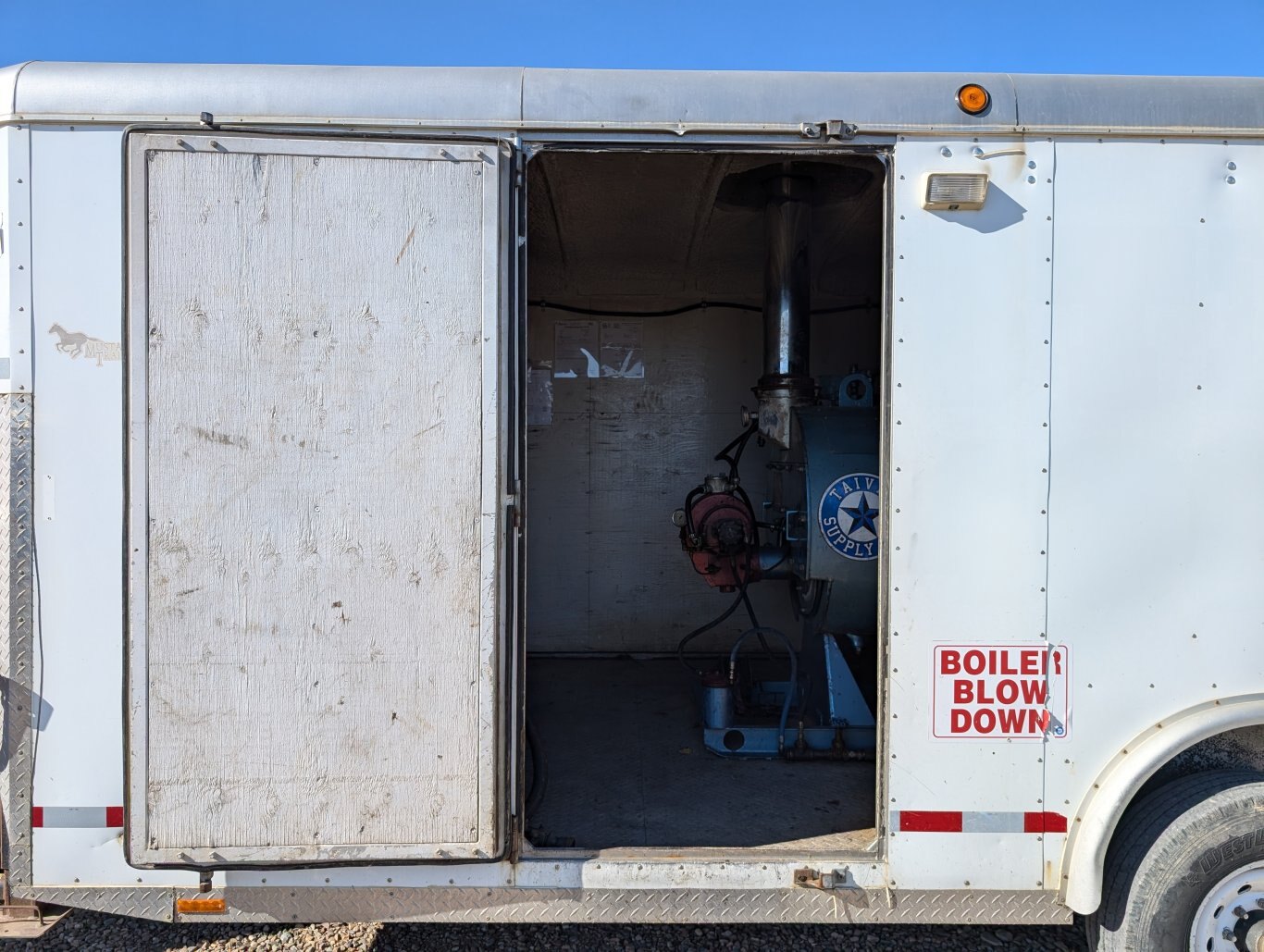 2016 Ram 3500 Dually w/ 2005 Mustang Tri/axle Gooseneck Boiler/Steam Trailer