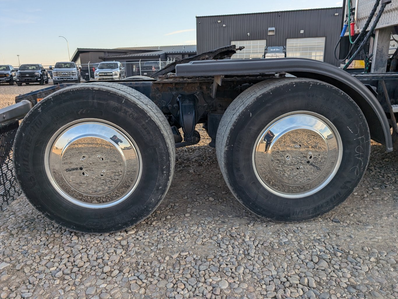 2017 Freightliner Cascadia 125 T/A Sleeper Truck Tractor