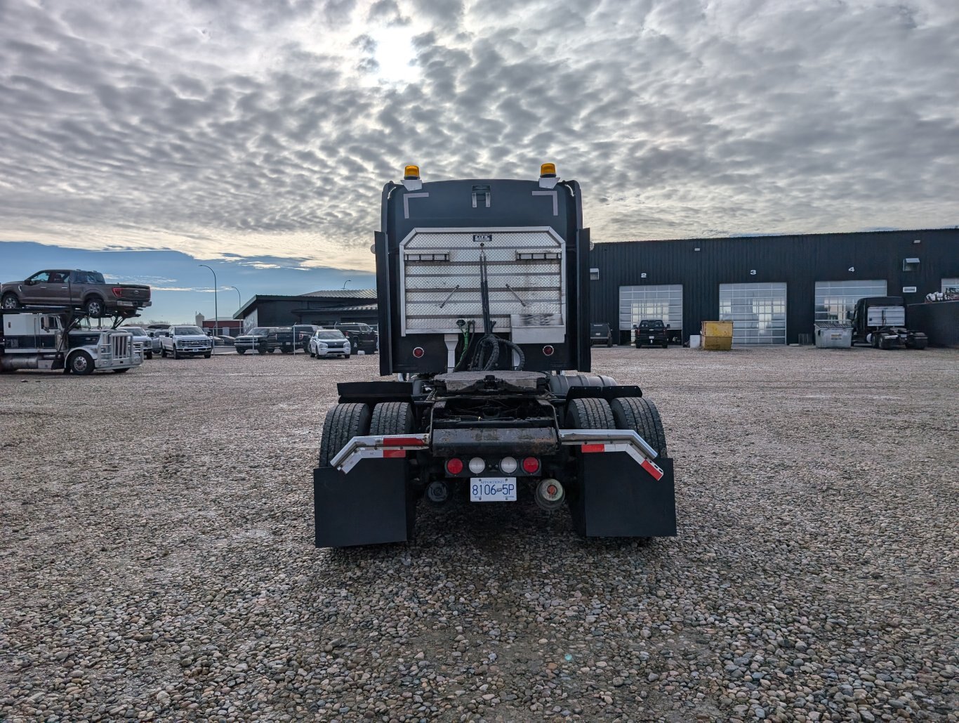 2019 Kenworth T800 Glider T/A Sleeper Truck Tractor