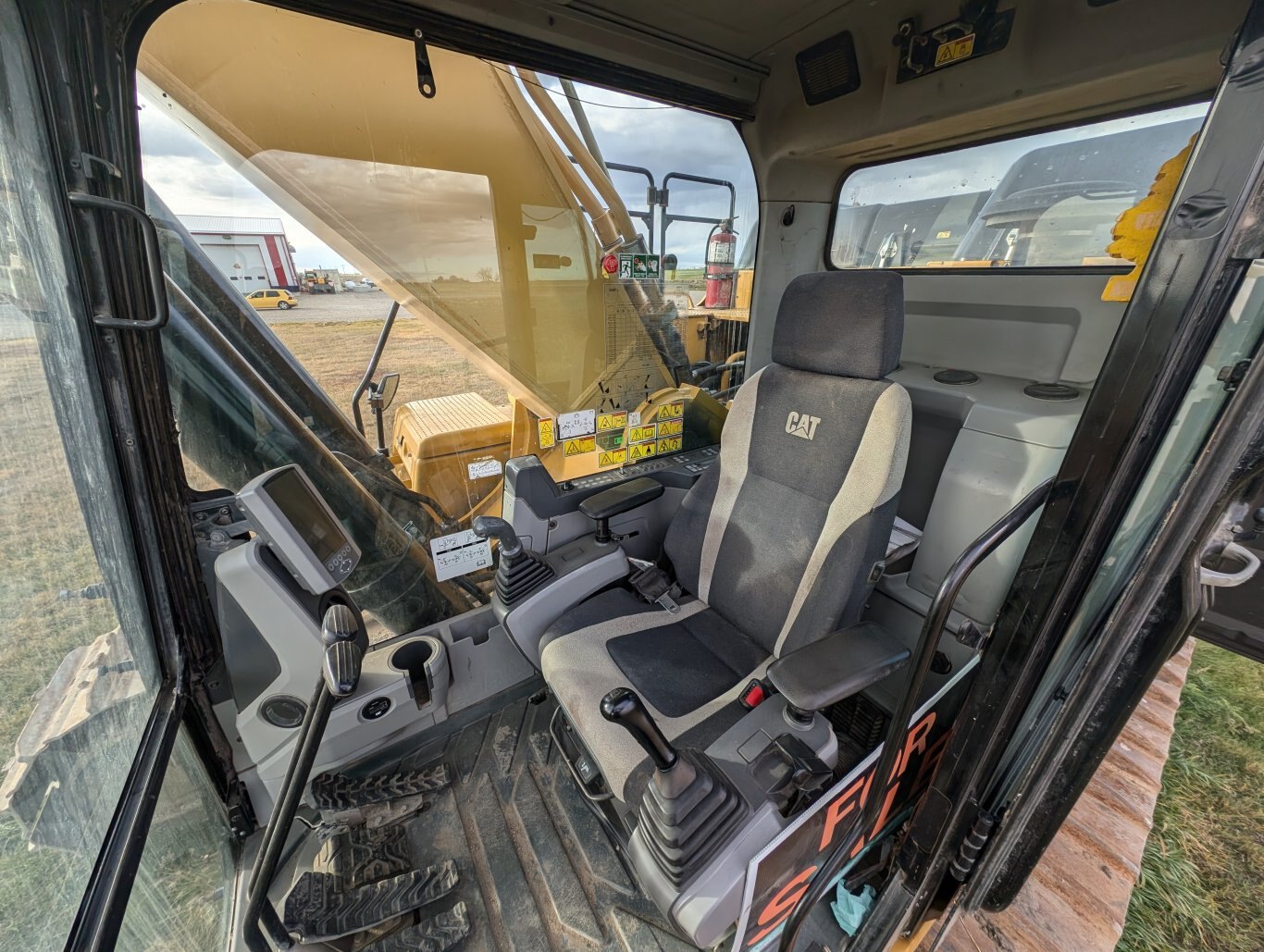 2016 Caterpillar 349FL Excavator w/ Thumb