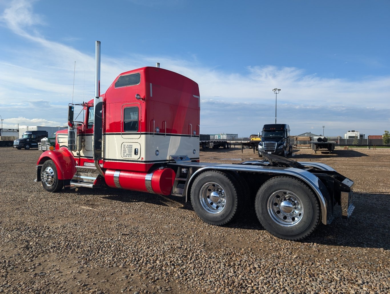 2020 Kenworth W900 Glider T/A Sleeper Truck Tractor