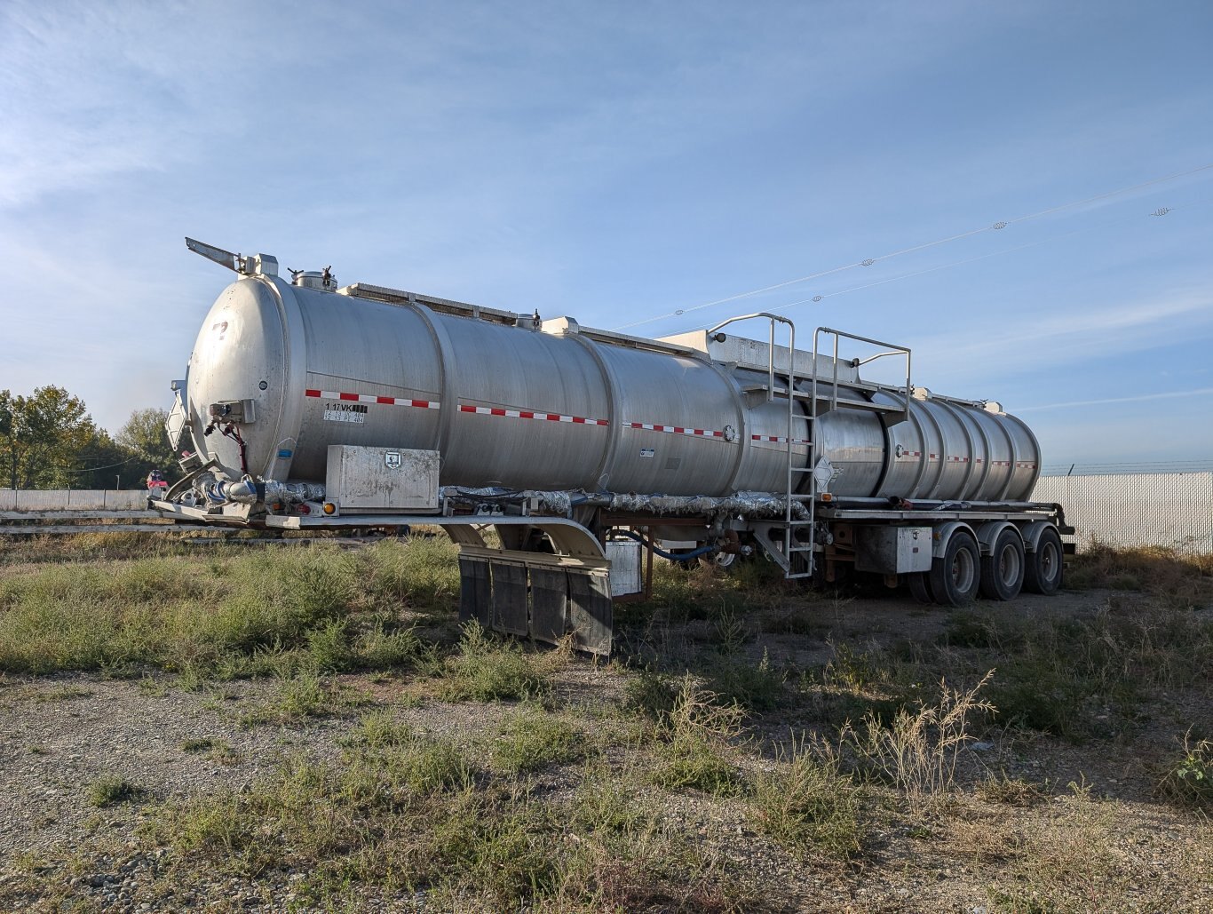 2012 Heil TC 407 Tri-axle Aluminum Tank Trailer