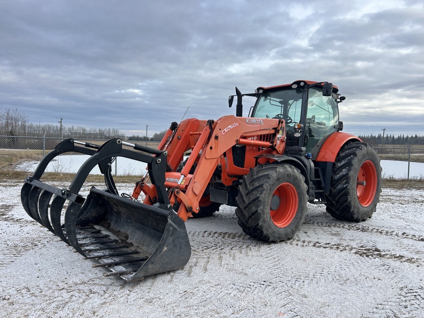 2016 Kubota M7-171-PS FWA Loader Tractor w/ Grapple