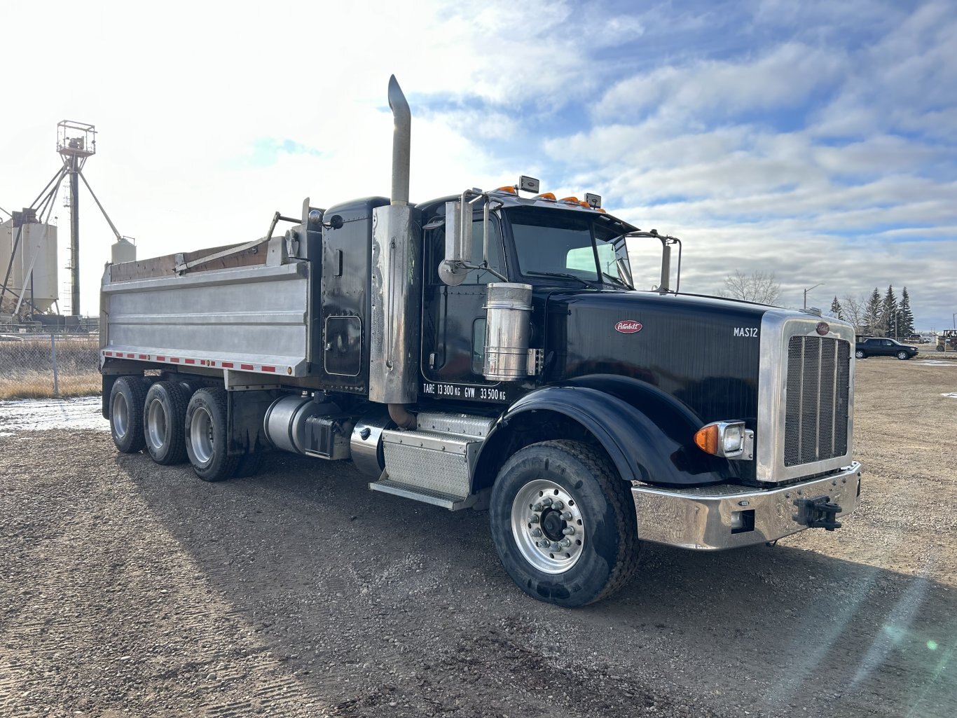 2012 Peterbilt 367 tridrive dump truck