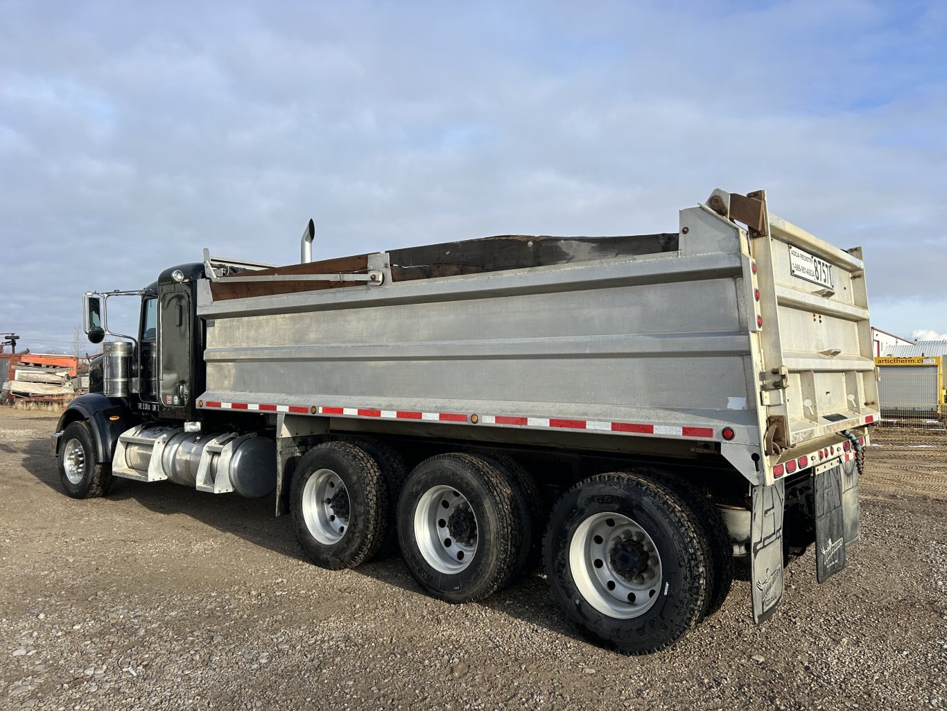 2012 Peterbilt 367 tridrive dump truck