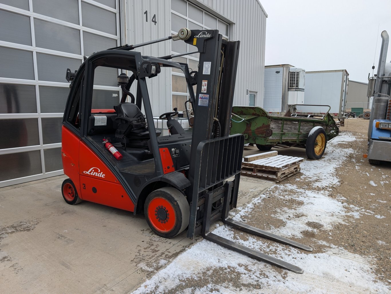 2007 Linde H25C 5000 lb Propane Forklift