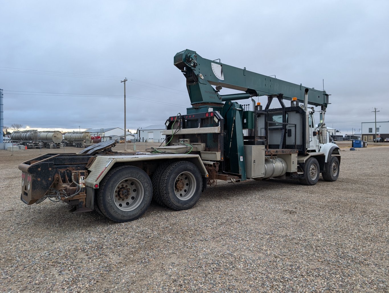 2007 International 5900i 26 Ton Boom Truck