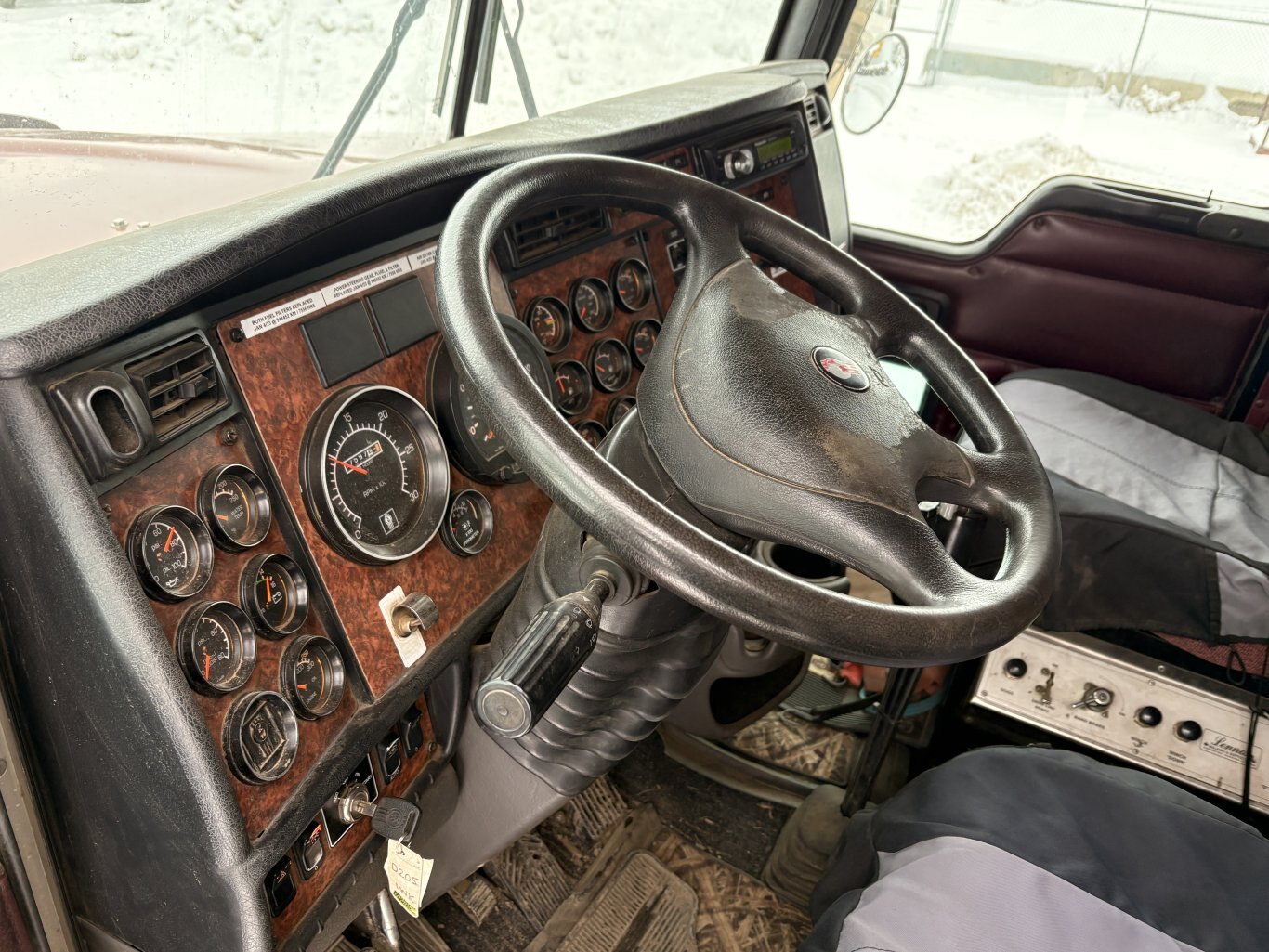 2006 Kenworth 6x4 Winch Tractor