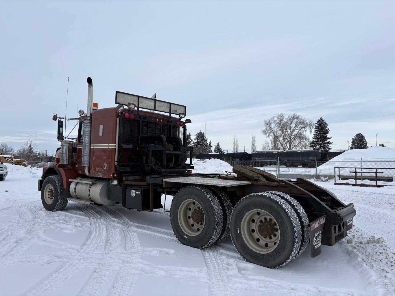 2006 Kenworth 6x4 Winch Tractor