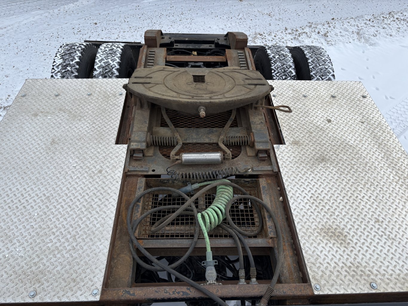 2006 Kenworth 6x4 Winch Tractor